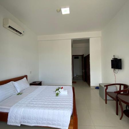 Con Dao Guesthouse Chi Khu Co Ong Ngoại thất bức ảnh