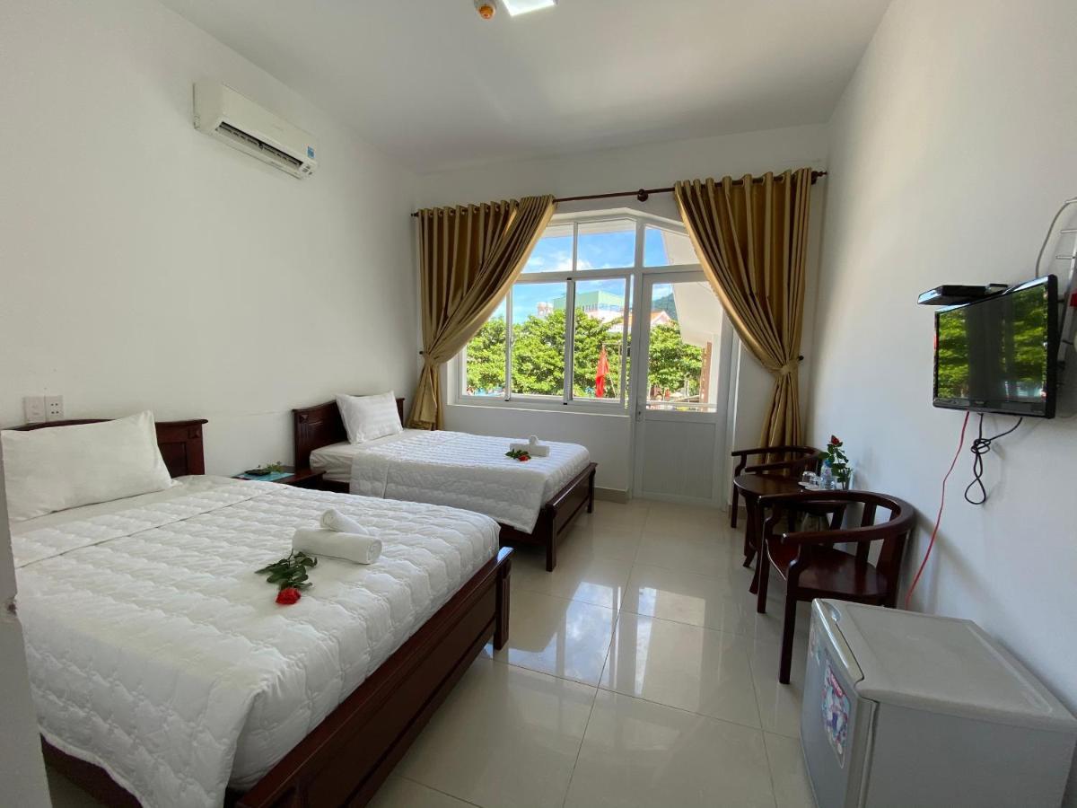 Con Dao Guesthouse Chi Khu Co Ong Ngoại thất bức ảnh